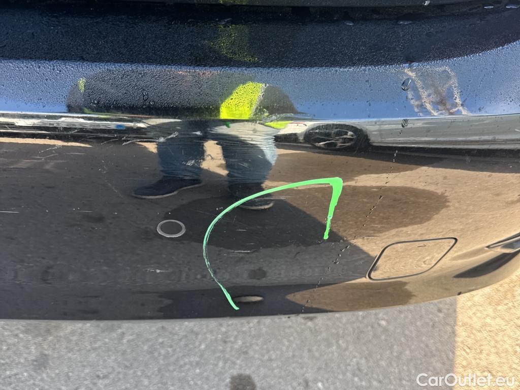  Bmw  Serie 3 BMW  / 2018 / 4P / sedán 320d Auto. #25