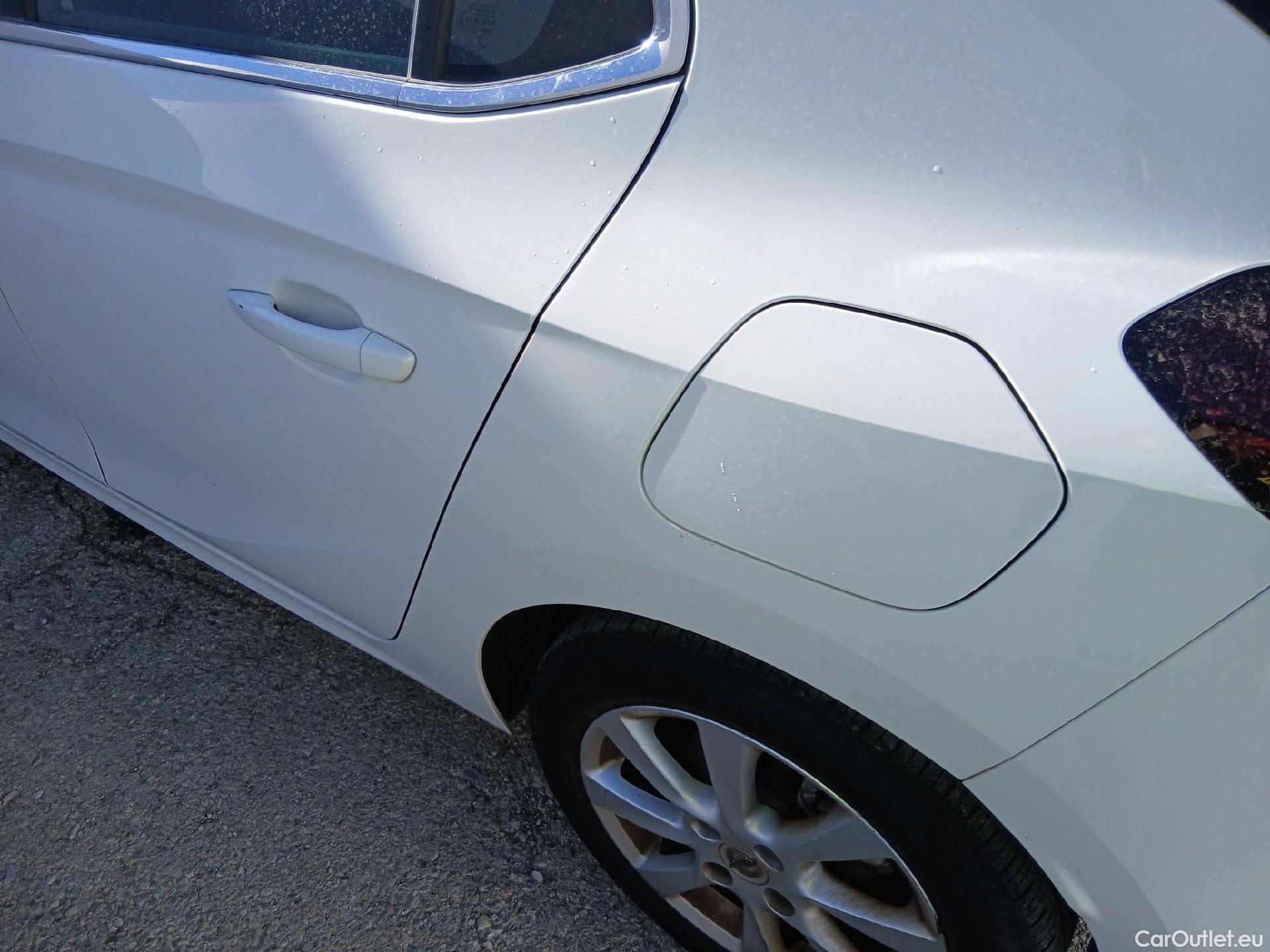  Opel  Corsa OPEL  / 2019 / 5P / berlina con portón 1.2T XHL 74kW (100CV) Elegance (CX) #16