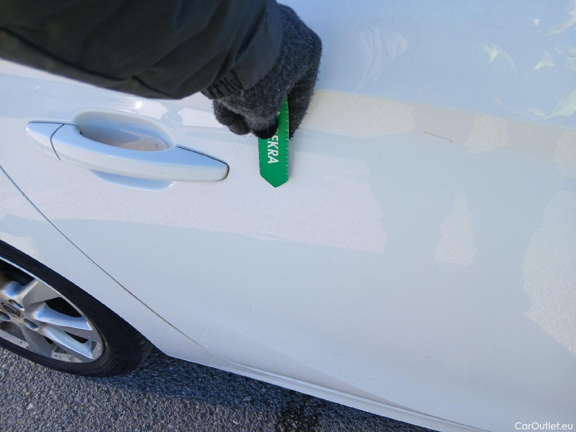  Opel  Corsa OPEL  / 2019 / 5P / berlina con portón 1.2T XHL 74kW (100CV) Elegance (CX) #33