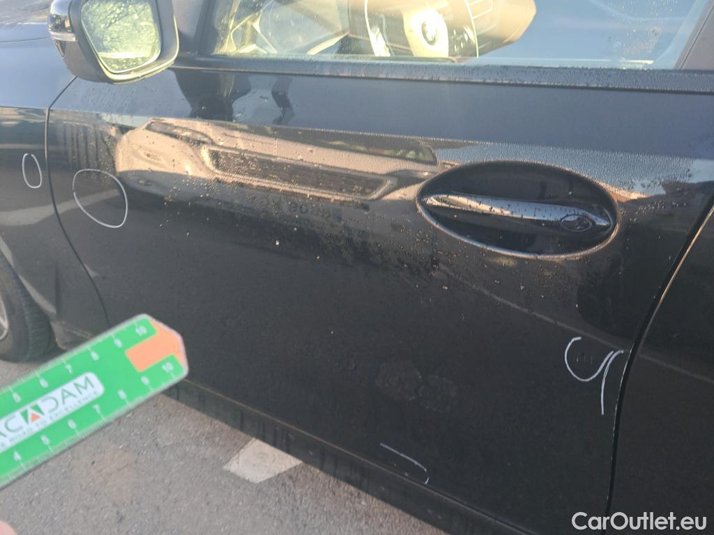  Bmw  Serie 3 BMW  / 2018 / 4P / sedán 318d Auto. #1