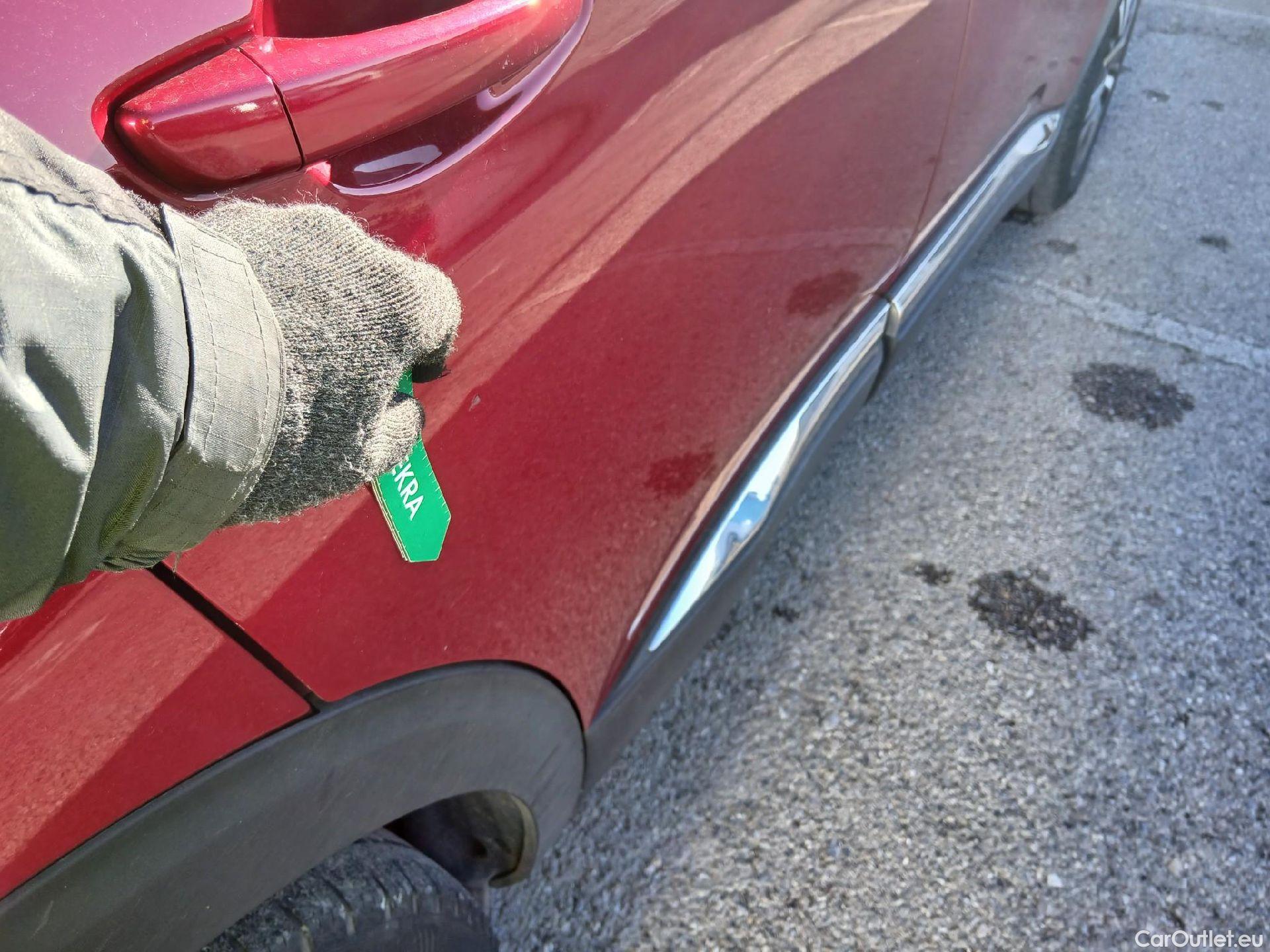  Peugeot  3008 PEUGEOT  / 2020 / 5P / todoterreno 1.5 BlueHDi 96kW (130CV) S&S Allure Pack #15