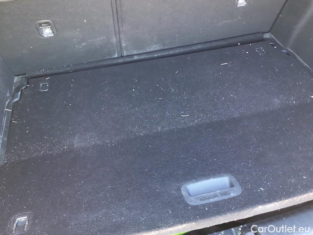  KIA  Cee'd KIA Ceed / 2021 / 5P / berlina con portón 1.0 T-GDi 74kW (100CV) Concept #24