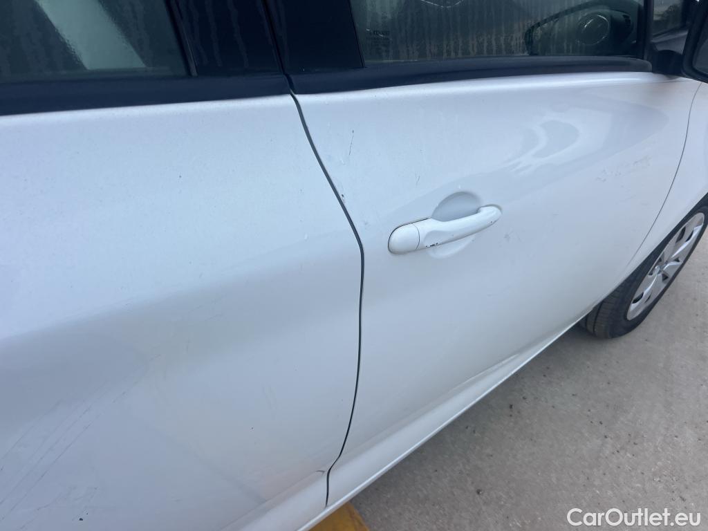  Renault  Zoe RENAULT  / 2019 / 5P / berlina con portón Life 80 kW R110 Bateria 40kWh #4