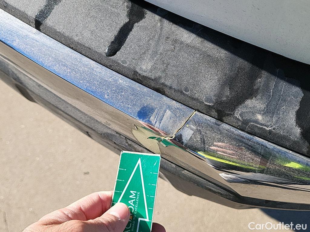  Peugeot  3008 PEUGEOT  / 2016 / 5P / todoterreno 1.5 BlueHDi 96kW (130CV) S&S Active EAT8 #2