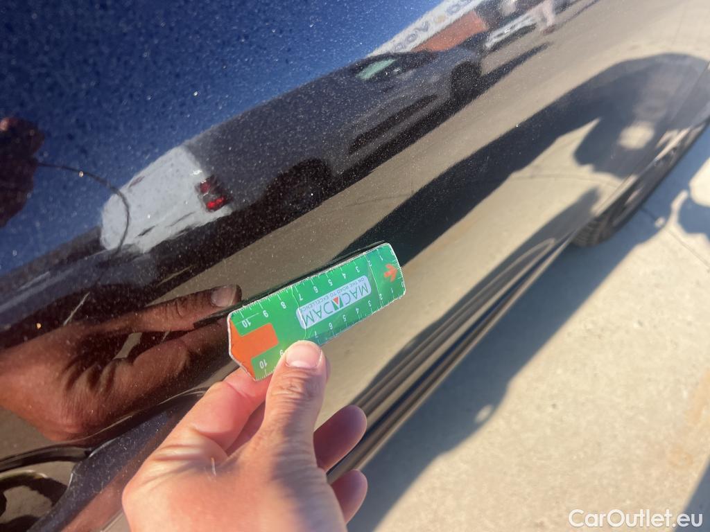  Renault  Megane RENAULT MÉGANE 5p 3G familiar Sp. Tou. Bose Energy dCi 130 S&S Euro 6 #4