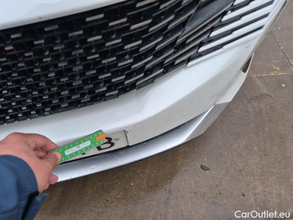  Peugeot  5008 PEUGEOT  / 2020 / 5P / todoterreno 1.5 BlueHDi 96kW S&S GT EAT8 #12