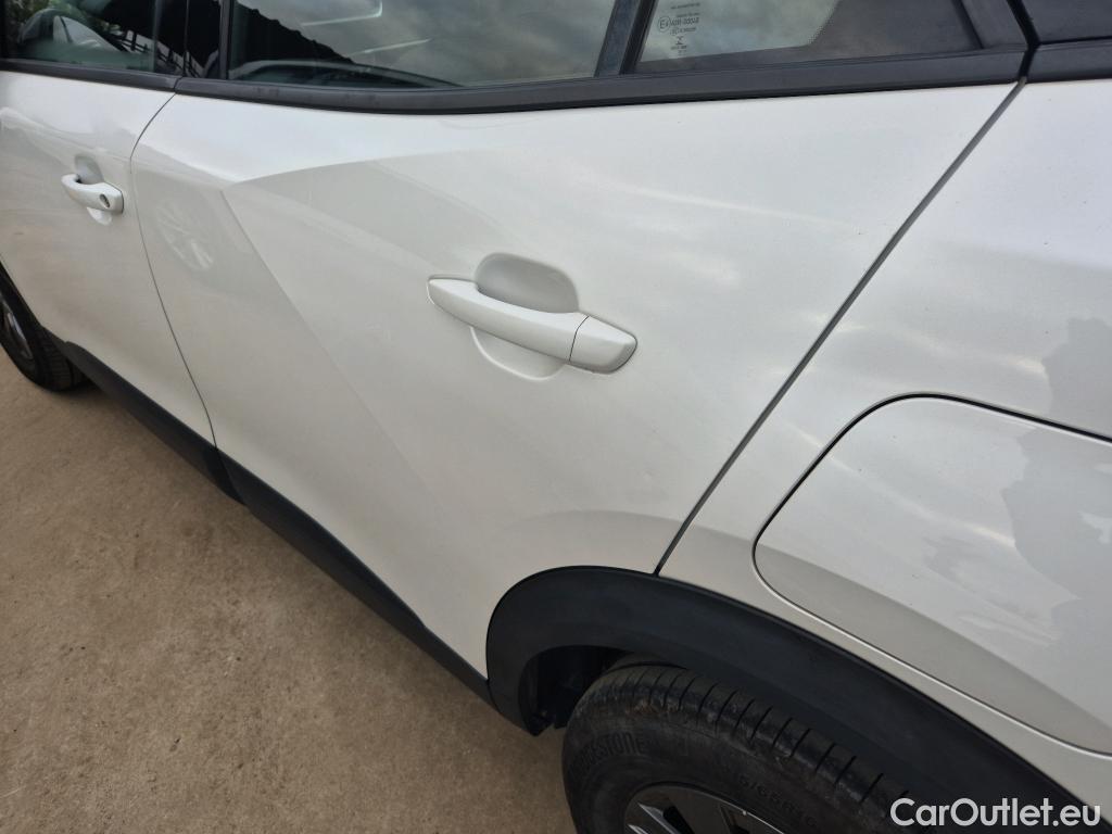  Peugeot  2008 PEUGEOT  / 2019 / 5P / todoterreno Active Pack BlueHDI 81kW (110CV) #10