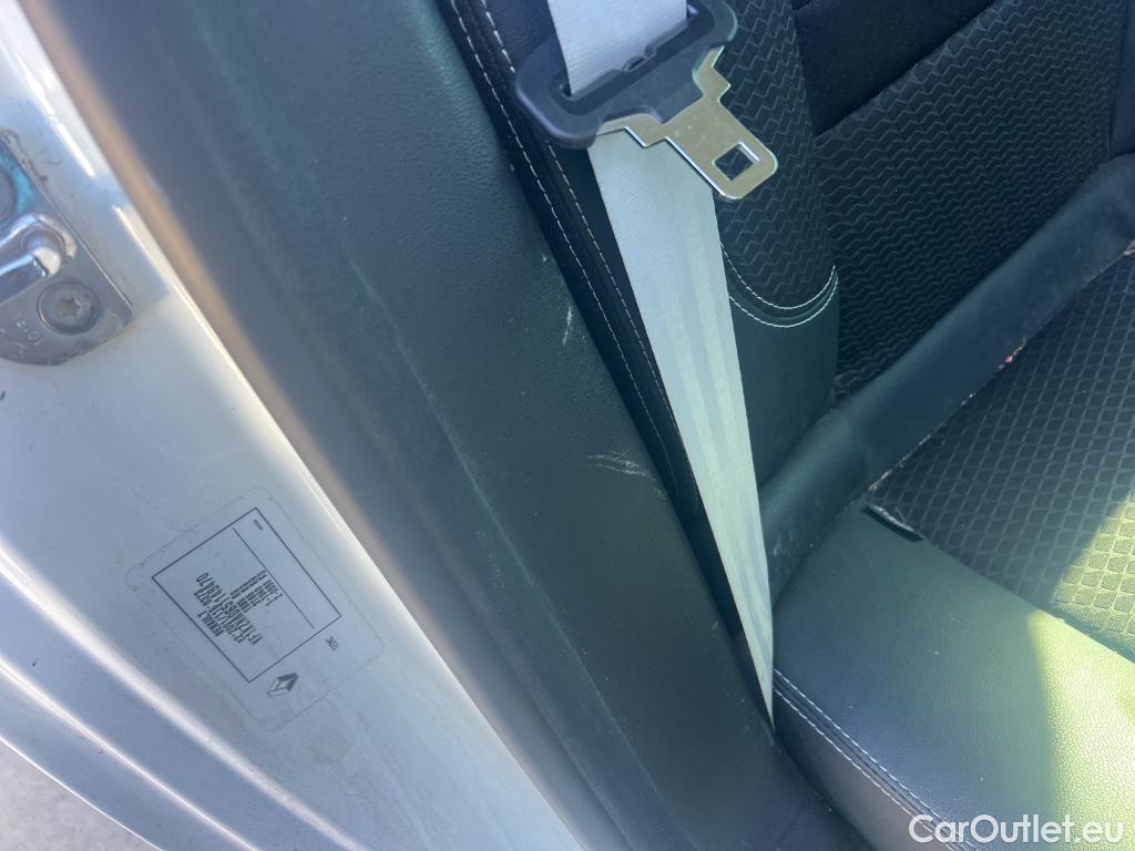  Renault  Megane RENAULT MÉGANE 5p 3G familiar Sp. Tou. Bose Energy dCi 130 S&S Euro 6 #33