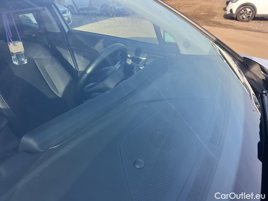  KIA  Sportage KIA  / 2022 / 5P / todoterreno 1.6 CRDi MHEV 100kW (136CV) Business 4X2 #1