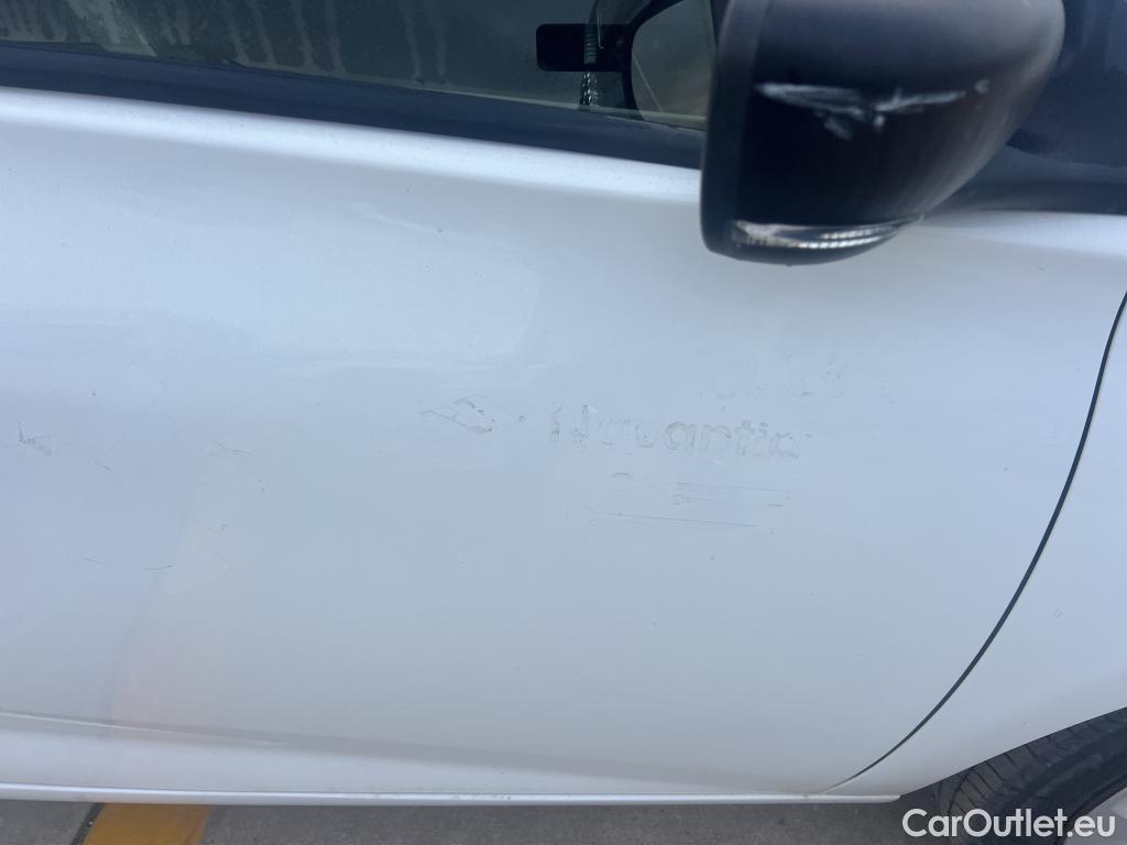  Renault  Zoe RENAULT  / 2019 / 5P / berlina con portón Life 80 kW R110 Bateria 40kWh #7