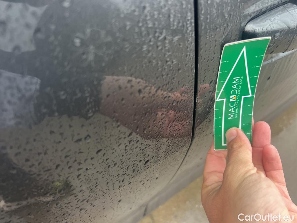  Peugeot  508 PEUGEOT  / 2018 / 5P / berlina con portón 5P Active Pack BlueHDi 130 S&S EAT8 (AC) #4