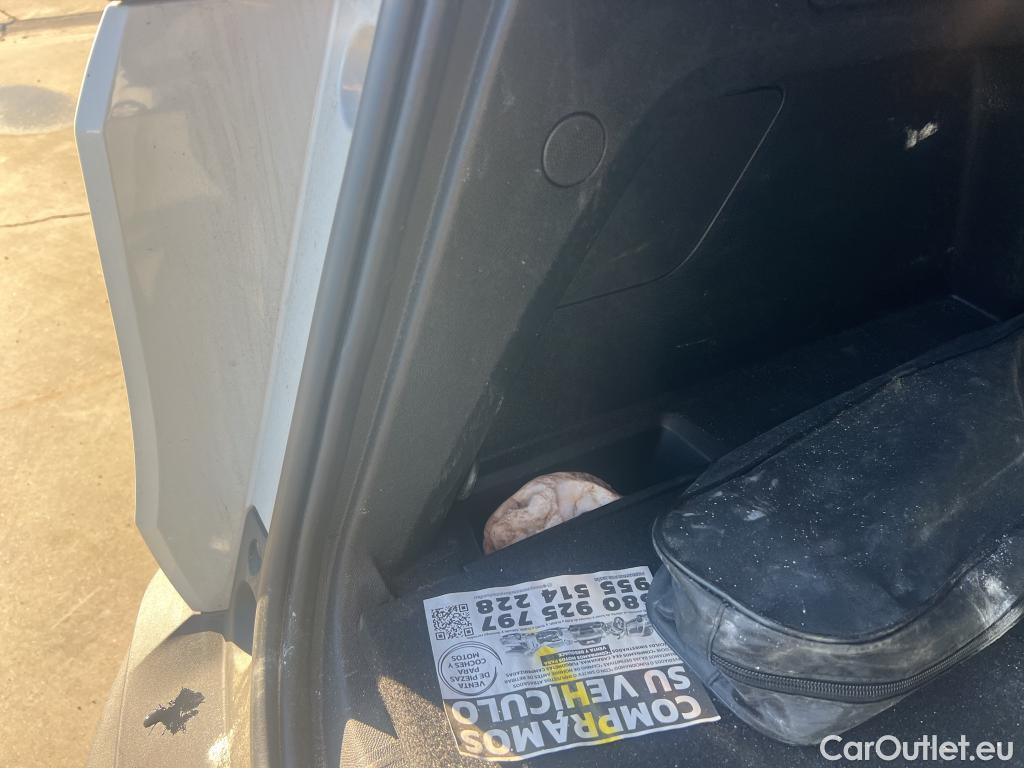  Peugeot  3008 PEUGEOT  / 2020 / 5P / todoterreno 1.5 BlueHDi 96kW (130CV) S&S Active Pack (AC4) #29