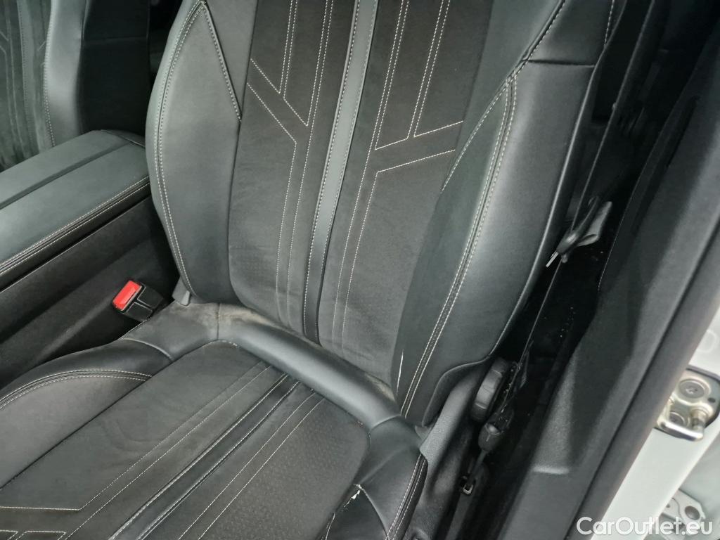  Peugeot  5008 PEUGEOT  / 2020 / 5P / todoterreno 1.5 BlueHDi 96kW S&S GT EAT8 #7