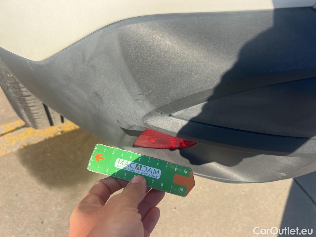  Peugeot  3008 PEUGEOT  / 2020 / 5P / todoterreno 1.5 BlueHDi 96kW (130CV) S&S Active Pack (AC4) #42