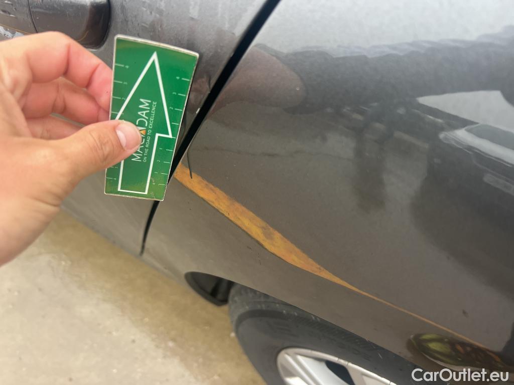  Peugeot  508 PEUGEOT  / 2018 / 5P / berlina con portón 5P Active Pack BlueHDi 130 S&S EAT8 (AC) #6