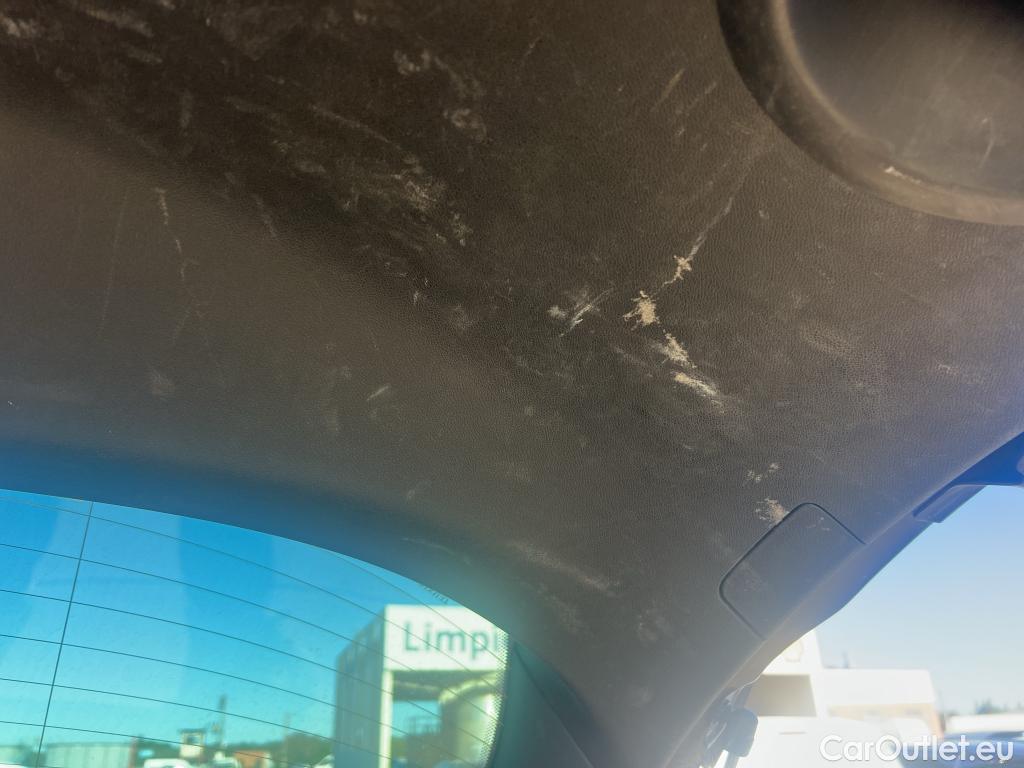  Renault  Megane RENAULT MÉGANE 5p 3G familiar Sp. Tou. Bose Energy dCi 130 S&S Euro 6 #23