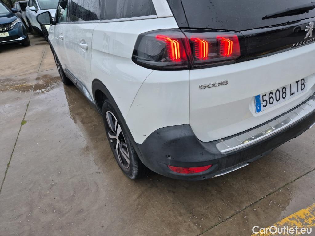  Peugeot  5008 PEUGEOT  / 2020 / 5P / todoterreno 1.5 BlueHDi 96kW S&S GT EAT8 #13