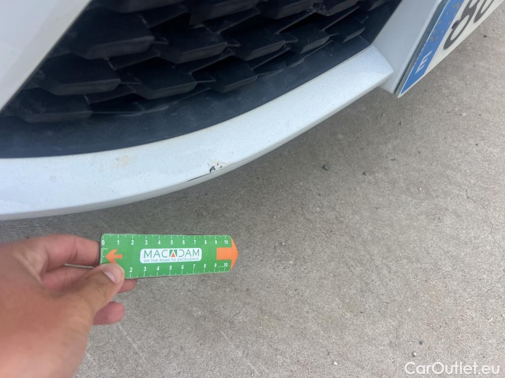  Renault  Zoe RENAULT  / 2019 / 5P / berlina con portón Life 80 kW R110 Bateria 40kWh #12