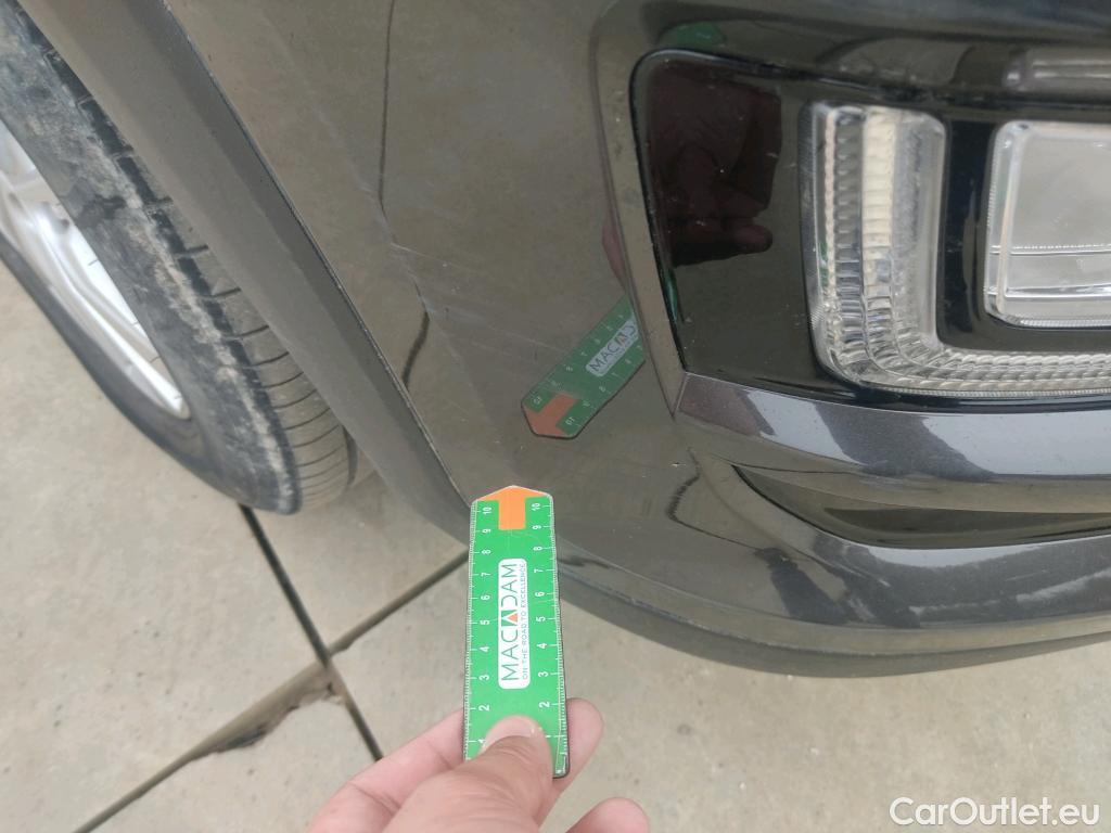  Hyundai  Tucson HYUNDAI  / 2018 / 5P / todoterreno 1.6 CRDI 85kW (116CV) 48V SLE 4X2(SP)(SL) #17