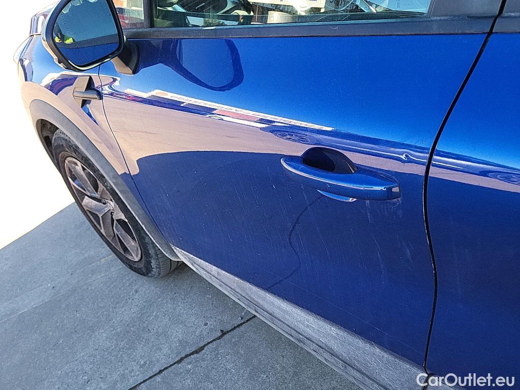  Renault  Captur RENAULT  / 2020 / 5P / todoterreno Intens TCe 90 #10