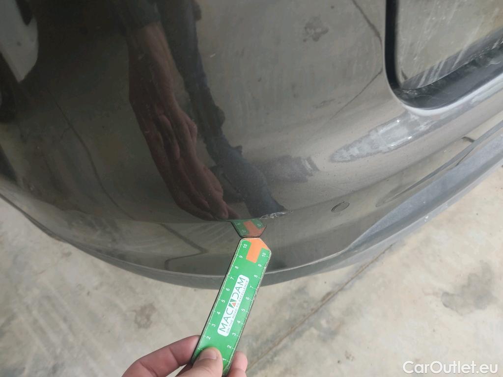  Hyundai  Tucson HYUNDAI  / 2018 / 5P / todoterreno 1.6 CRDI 85kW (116CV) 48V SLE 4X2(SP)(SL) #14