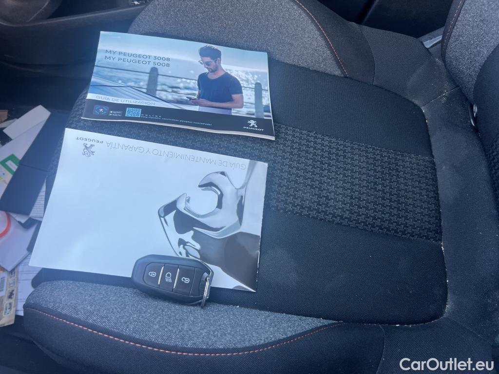  Peugeot  3008 PEUGEOT  / 2020 / 5P / todoterreno 1.5 BlueHDi 96kW (130CV) S&S Active Pack (AC4) #1