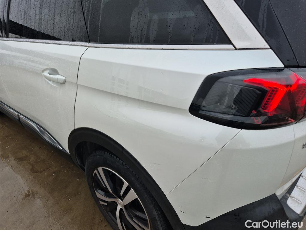  Peugeot  5008 PEUGEOT  / 2020 / 5P / todoterreno 1.5 BlueHDi 96kW S&S GT EAT8 #21