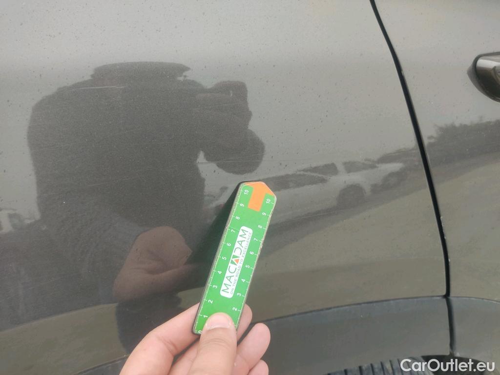  Hyundai  Tucson HYUNDAI  / 2018 / 5P / todoterreno 1.6 CRDI 85kW (116CV) 48V SLE 4X2(SP)(SL) #35