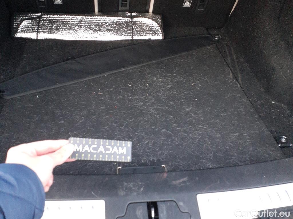  Land Rover  Range Rover LAND ROVER  Velar / 2017 / 5P / todoterreno 2.0 D180 132kW (180CV) 4WD Auto #5