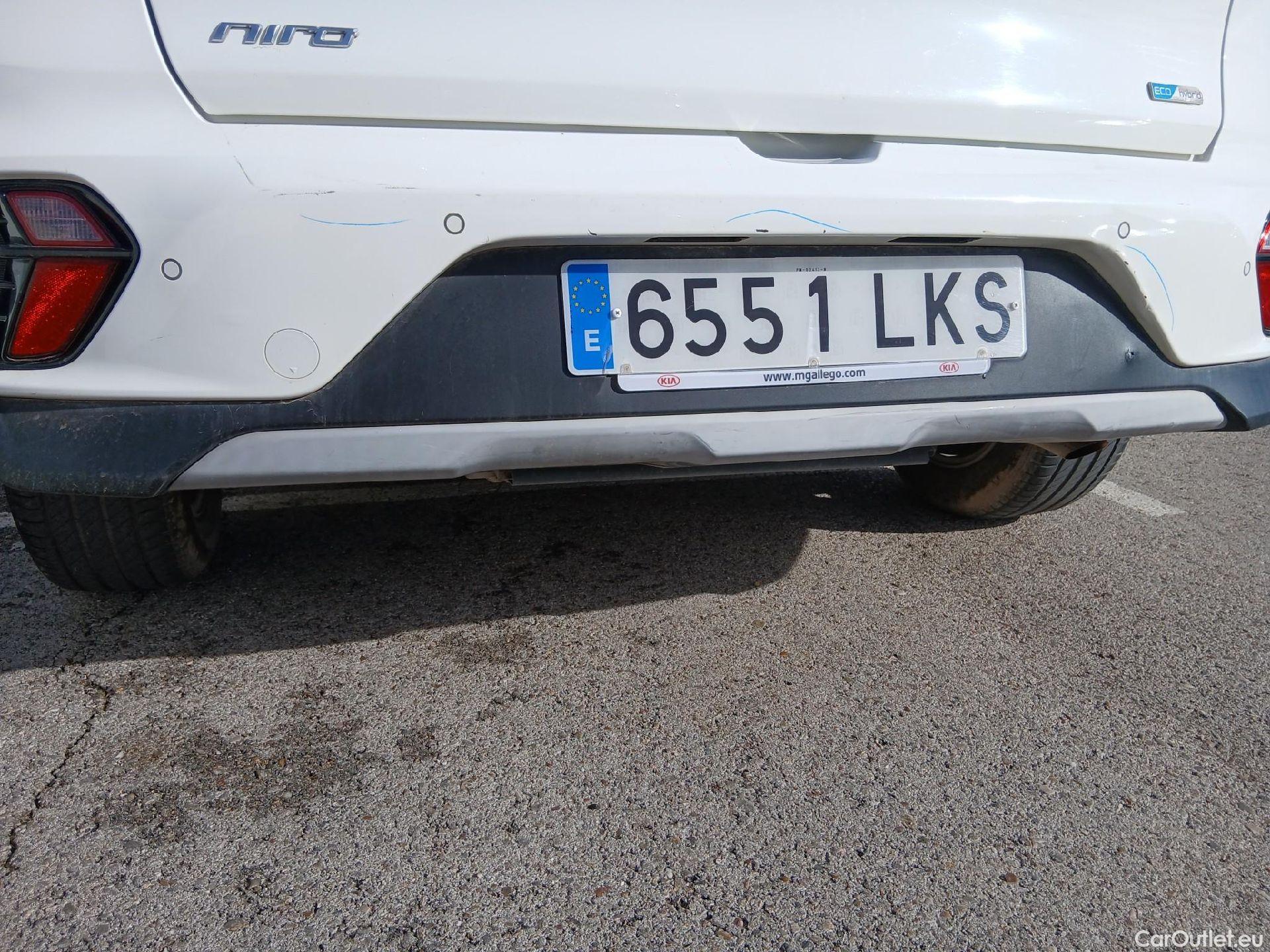  KIA  Niro KIA  / 2019 / 5P / crossover 1.6 GDi HEV 104kW (141CV) Drive #25