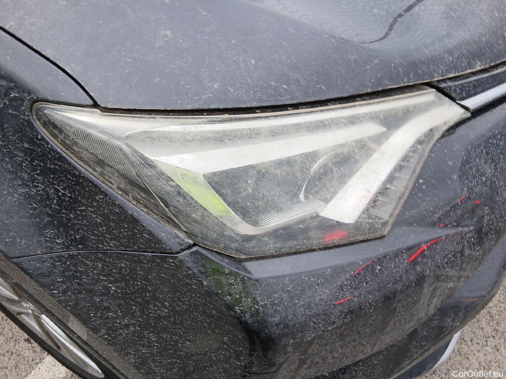  Toyota  RAV4 TOYOTA  / 2015 / 5P / todoterreno 2.5l hybrid 2WD Advance Pack Drive #6