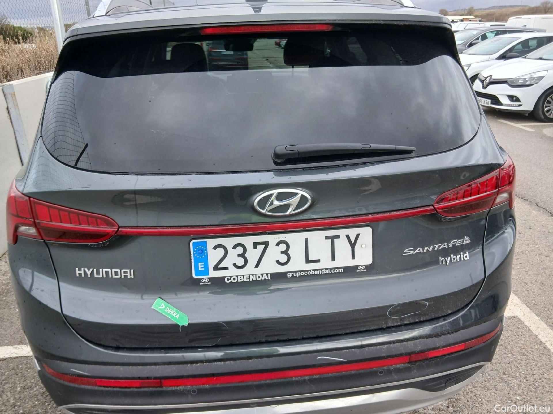  Hyundai  Santa Fe HYUNDAI  / 2021 / 5P / todoterreno 1.6 TGDi HEV Tecno Auto 4x2 #34