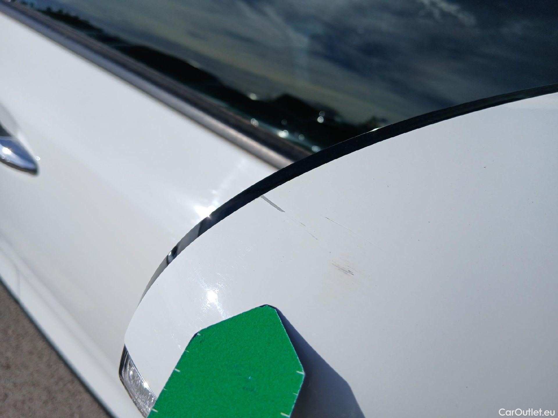  KIA  Niro KIA  / 2019 / 5P / crossover 1.6 GDi HEV 104kW (141CV) Drive #44