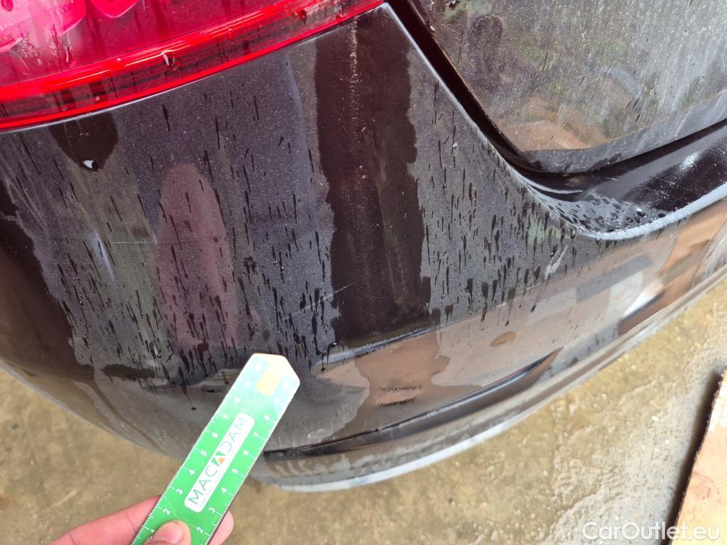  Mercedes  C-Klasse MERCEDES-BENZ Clase C / 2021 / 4P / sedán C 220 d #8