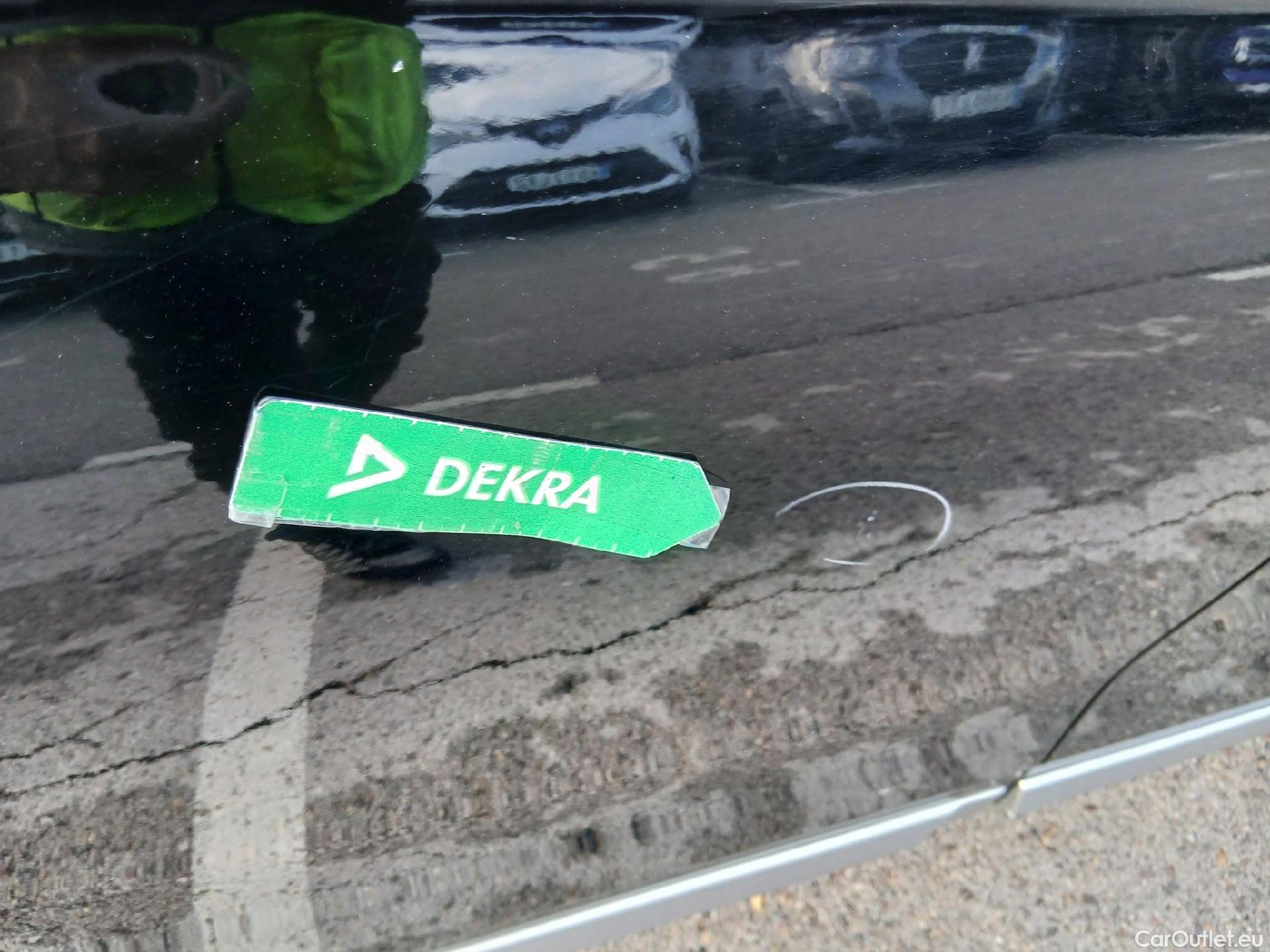  Hyundai   Ioniq HYUNDAI / 2019 / 5P / berlina con portón 1.6 GDI HEV Tecno DCT #32