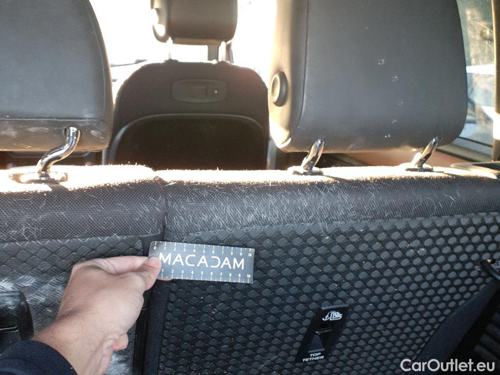  Land Rover  Defender LAND ROVER  / 2019 / 5P / todoterreno 2.0 P404E X 110 Aut 4WD PHEV #9