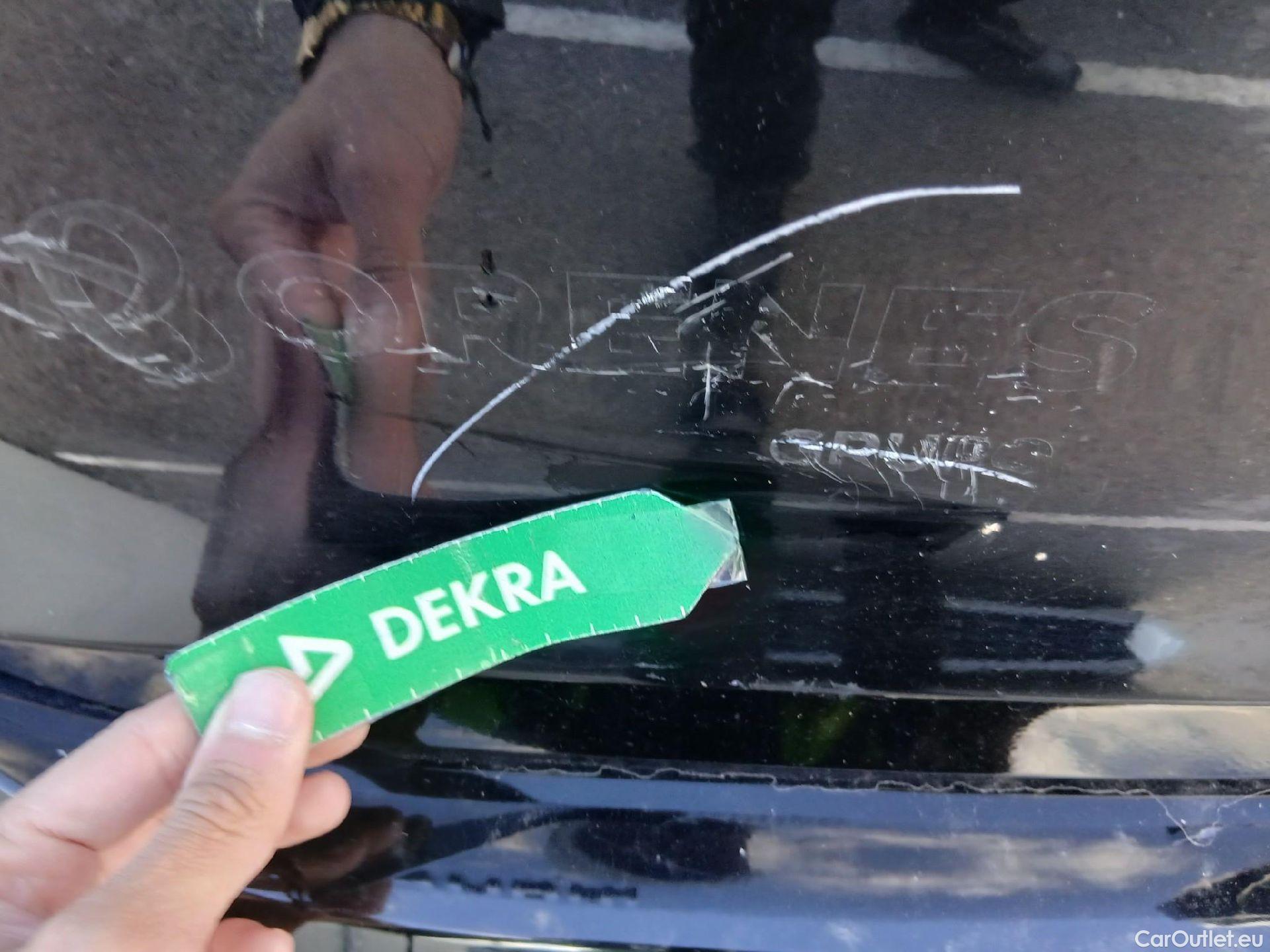  Hyundai   Ioniq HYUNDAI / 2019 / 5P / berlina con portón 1.6 GDI HEV Tecno DCT #28