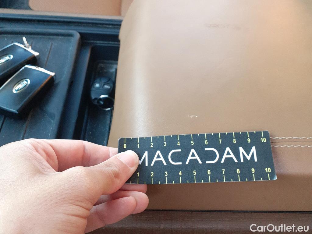  Land Rover  Defender LAND ROVER  / 2019 / 5P / todoterreno 2.0 P404E X 110 Aut 4WD PHEV #32