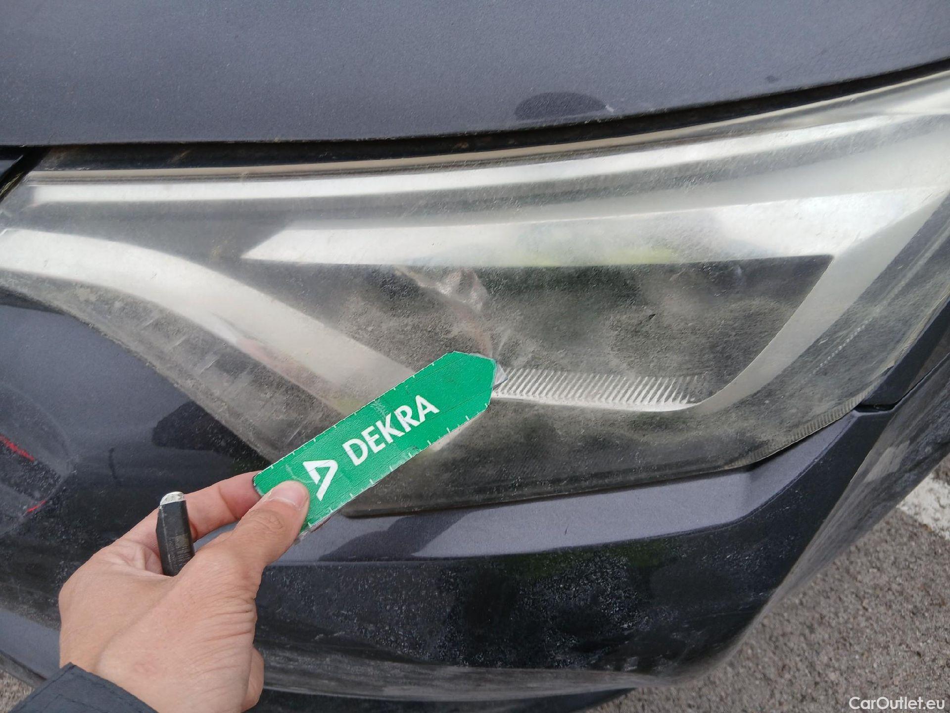  Toyota  RAV4 TOYOTA  / 2015 / 5P / todoterreno 2.5l hybrid 2WD Advance Pack Drive #7