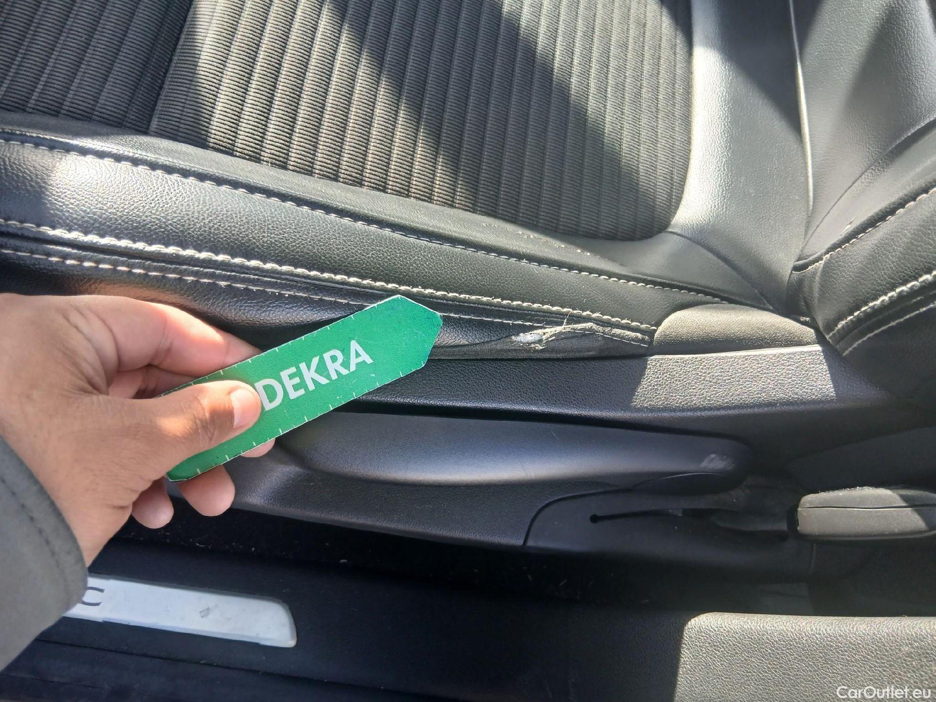  Renault  Scenic RENAULT Scénic / 2016 / 5P / monovolumen compacto Zen Energy dCi 96kW (130CV) #5