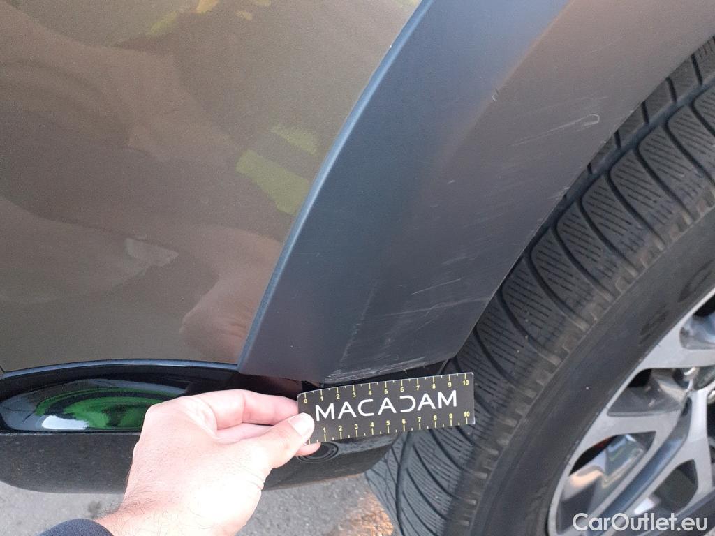  Land Rover  Defender LAND ROVER  / 2019 / 5P / todoterreno 2.0 P404E X 110 Aut 4WD PHEV #27