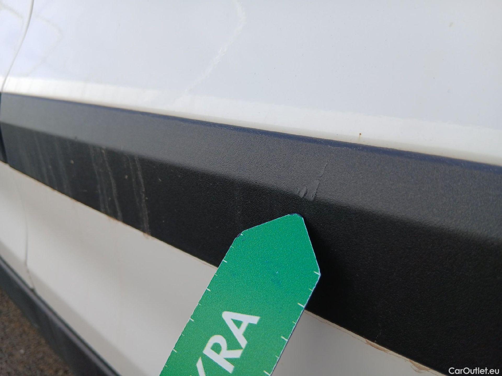  KIA  Niro KIA  / 2019 / 5P / crossover 1.6 GDi HEV 104kW (141CV) Drive #15