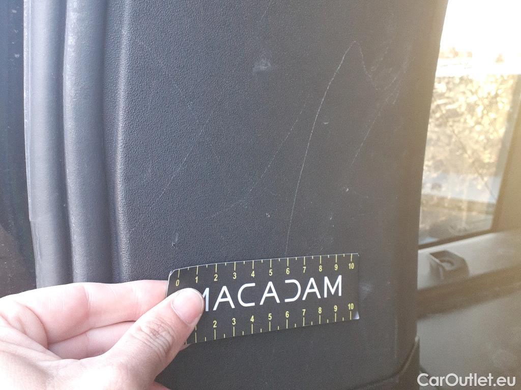  Land Rover  Defender LAND ROVER  / 2019 / 5P / todoterreno 2.0 P404E X 110 Aut 4WD PHEV #12