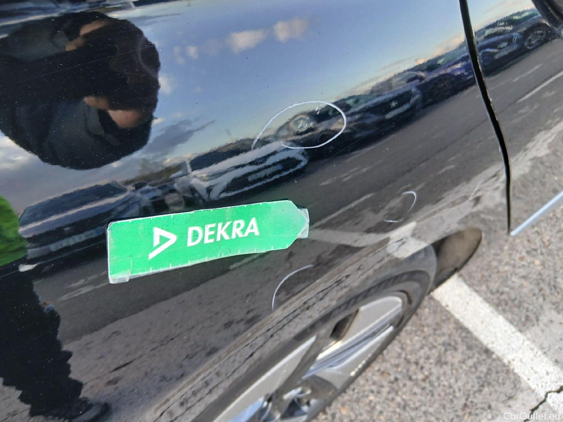  Hyundai   Ioniq HYUNDAI / 2019 / 5P / berlina con portón 1.6 GDI HEV Tecno DCT #30