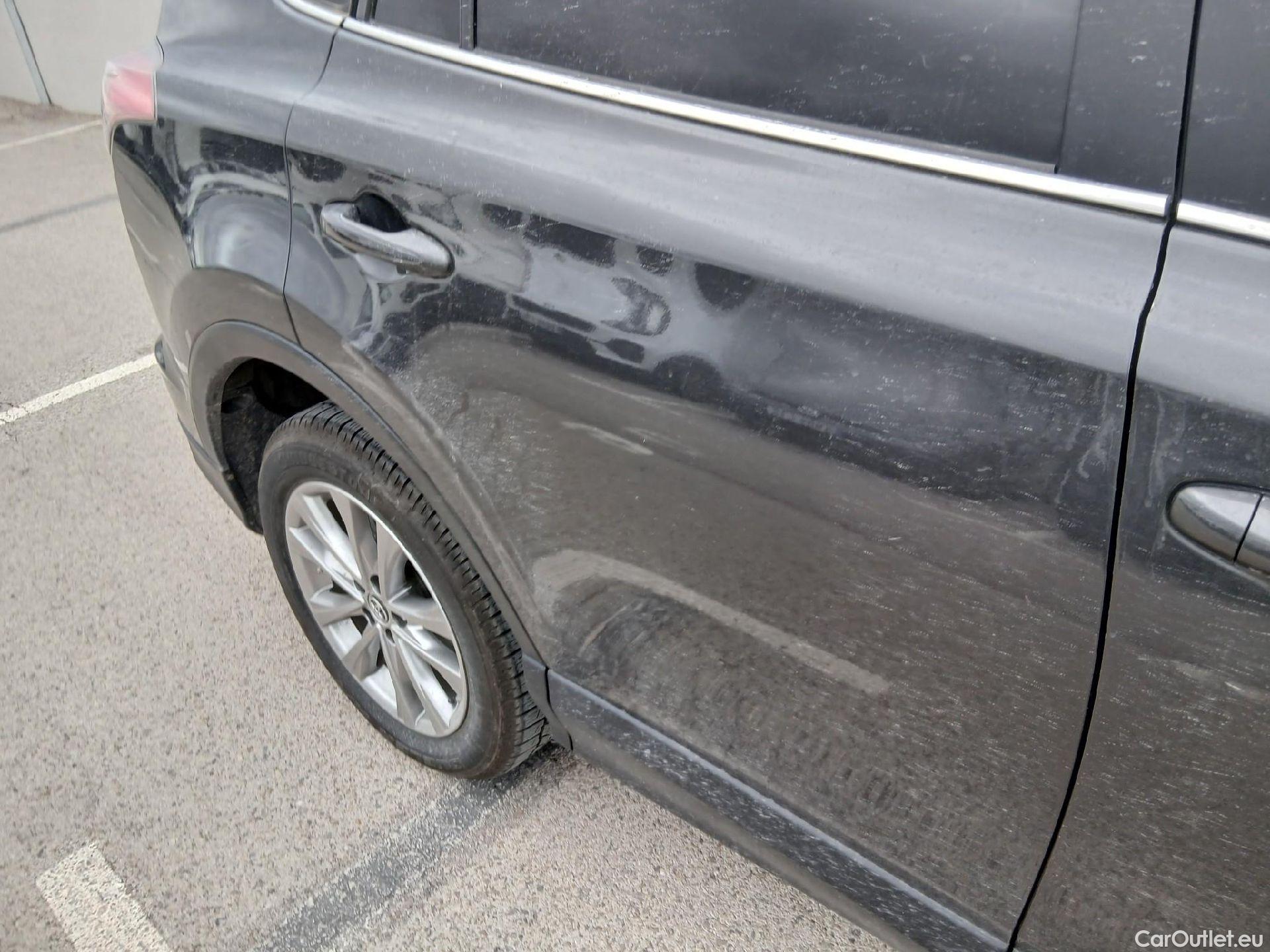  Toyota  RAV4 TOYOTA  / 2015 / 5P / todoterreno 2.5l hybrid 2WD Advance Pack Drive #30