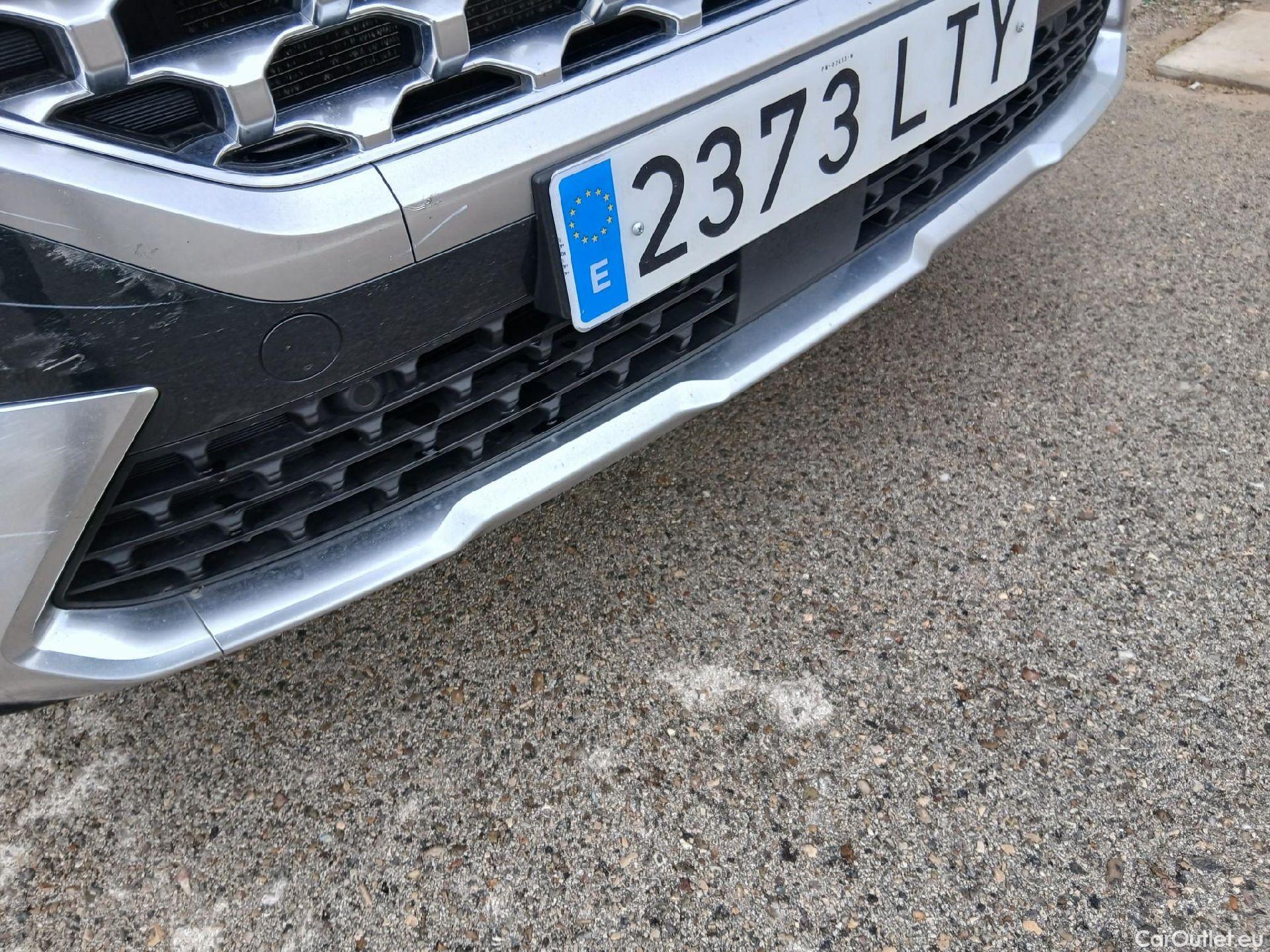  Hyundai  Santa Fe HYUNDAI  / 2021 / 5P / todoterreno 1.6 TGDi HEV Tecno Auto 4x2 #10