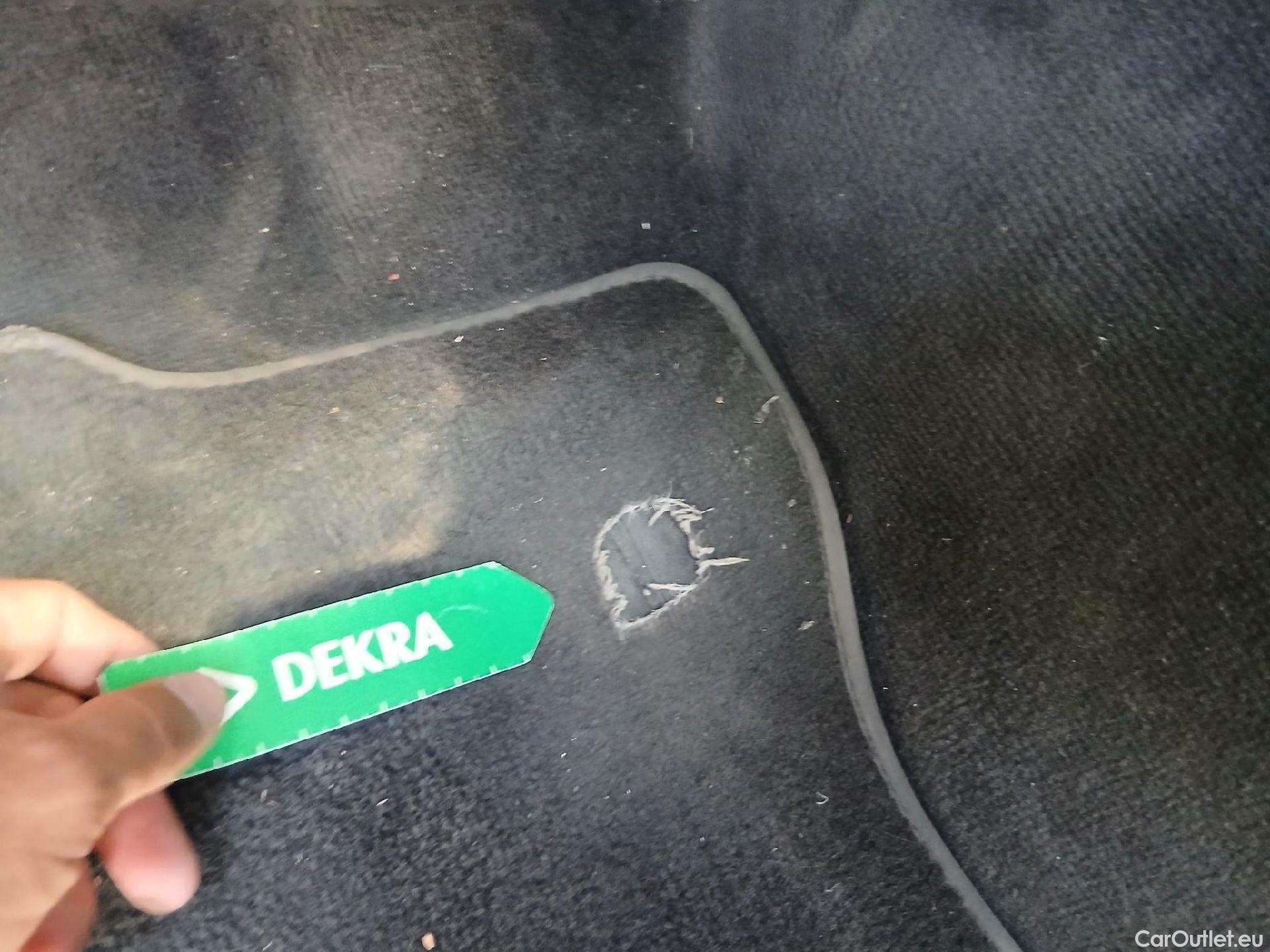  Land Rover  Discovery JAGUAR F-Pace / 2020 / 5P / todoterreno 2.0D I4 204PS AWD Auto MHEV R-Dynamic SE #31