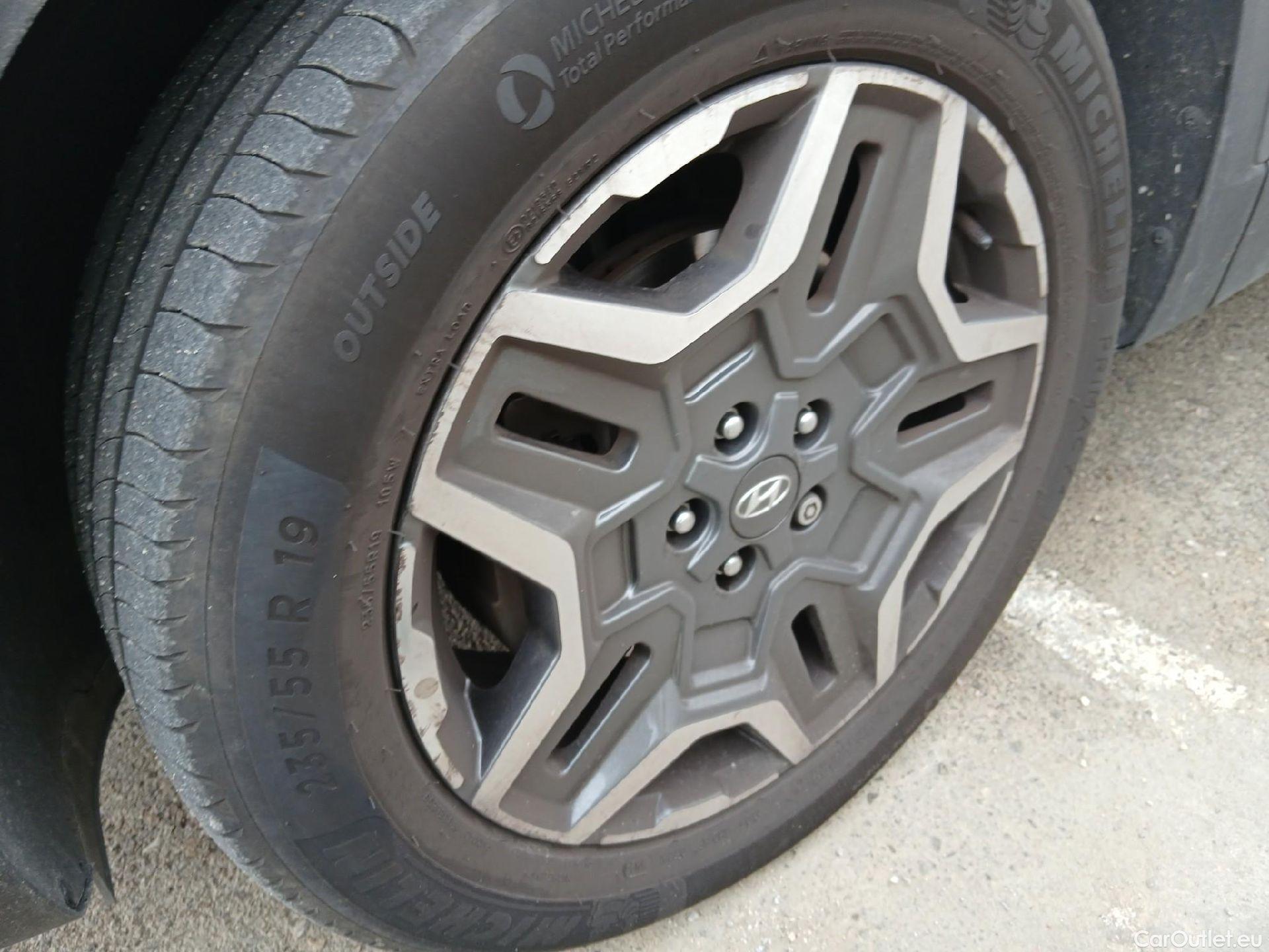  Hyundai  Santa Fe HYUNDAI  / 2021 / 5P / todoterreno 1.6 TGDi HEV Tecno Auto 4x2 #14