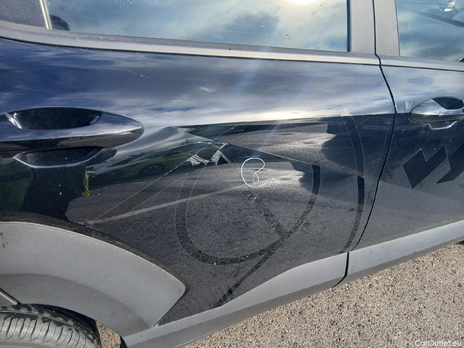  Hyundai  Konna HYUNDAI Kona / 2023 / 5P / todoterreno 1.6 GDI HEV Maxx DCT #30