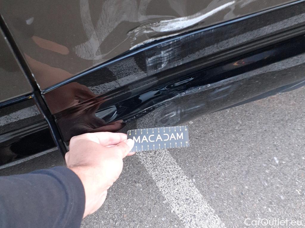  Land Rover  Defender LAND ROVER  / 2019 / 5P / todoterreno 2.0 P404E X 110 Aut 4WD PHEV #5